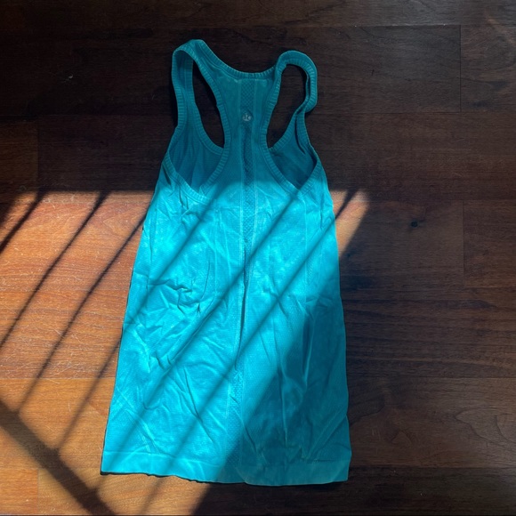 sold! Lululemon tanks. All 5 for 55! - Picture 5 of 6